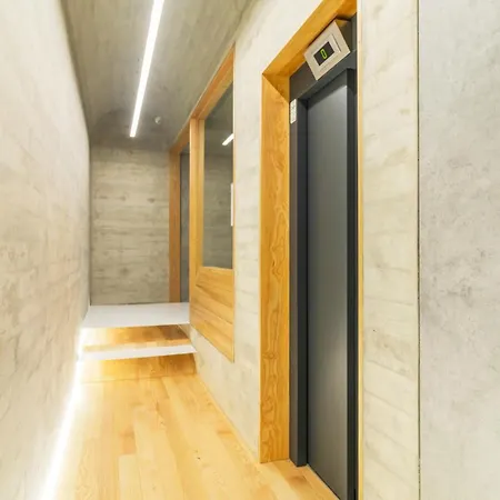 3t Charming In Boavista بورتو